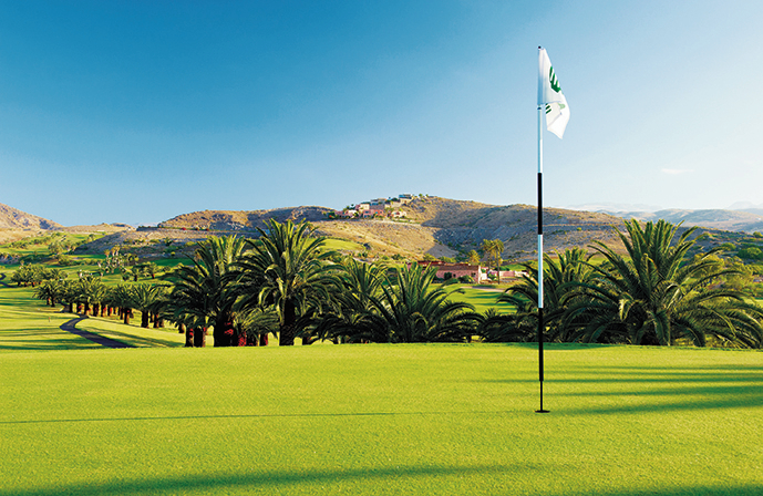 //www.jet2holidays.com/-/media/assets/product images - custom overview groups/lpa/salobre golf/lpa__sheraton_salobre_golf_resort_and_spa_0313_17_689x448.jpg